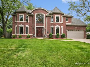 3810 Lindenwood Ln, Glenview, IL 60025