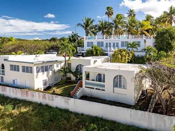 327 Bravos, Vieques, PR 00765