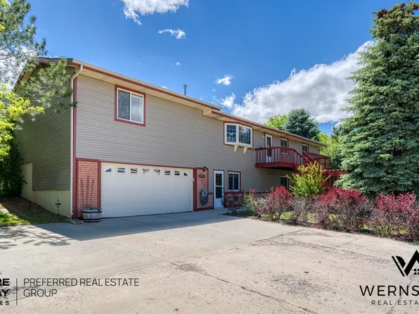 1121 Sioux Ave, Gillette, WY 82718
