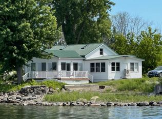 334 Mott St N, Alburgh, VT 05440