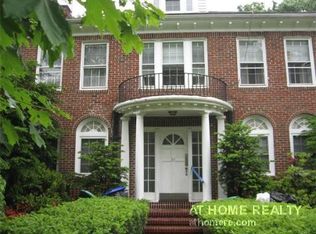 47-48 Algonquin Rd #2, Chestnut Hill, MA 02467