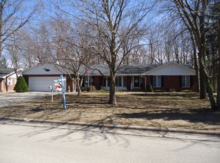 612 Woodside Dr, Seymour, WI 54165