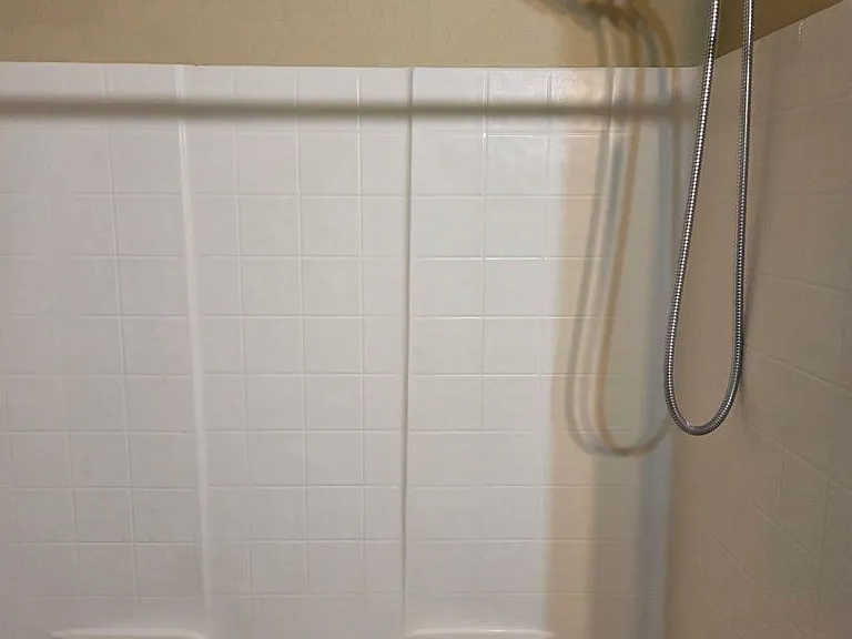 122 Wilton Cir — Photo 23