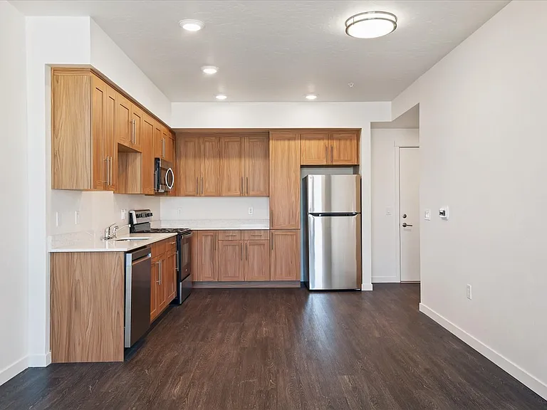 Denton Street Apartments — Photo 39