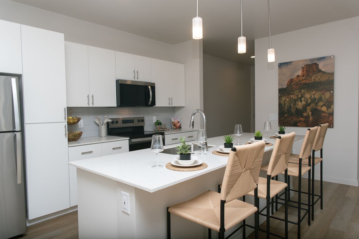 Modern Kitchen with Island