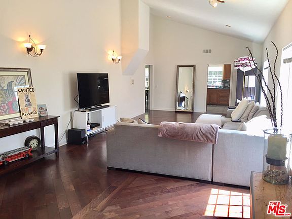 2nd image of 2134 Parnell Ave