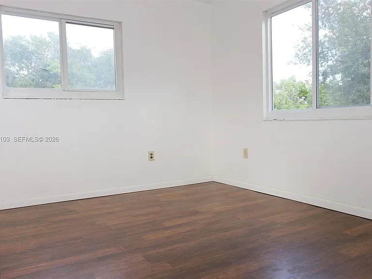 1971 SW 17th Ct #B — Photo 21