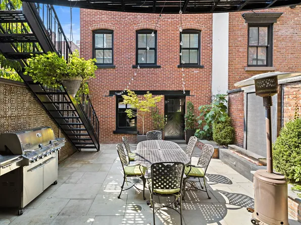 630 Hudson Street image 18 of 50