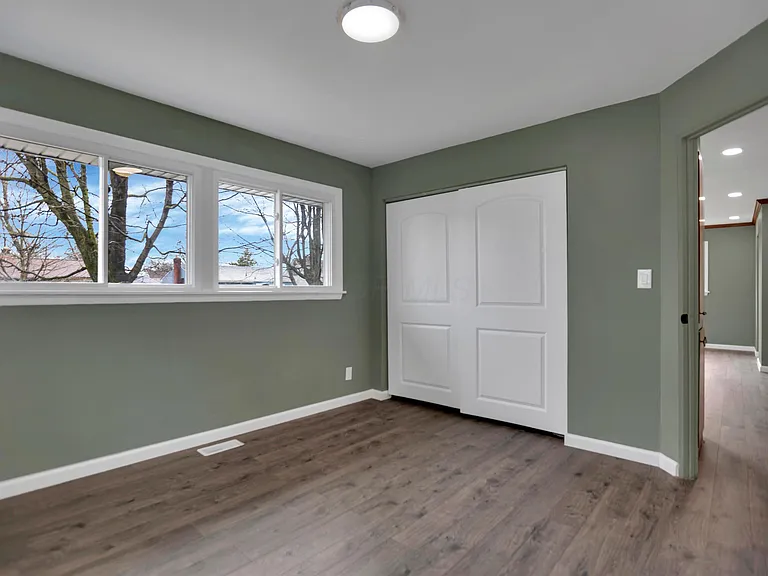 1251 Dellwood Ave — Photo 14