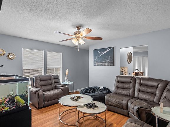 3rd image of 13 Gatewood Way
