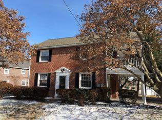 303 Shelbourne Rd, Havertown, PA 19083