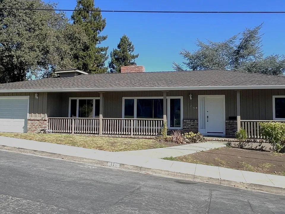 179 Garnet Ave