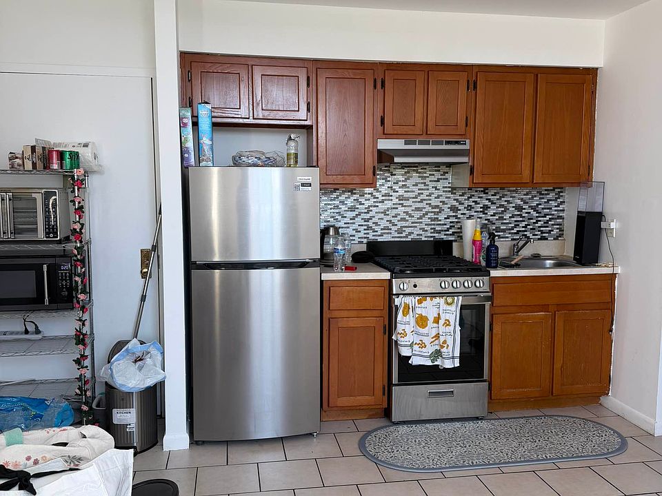 1st image of 37-09 Broadway Unit 3D