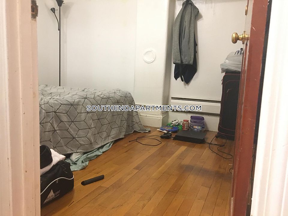 2nd image of 871 Harrison Ave #2NG