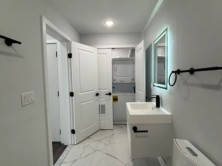 675 N 41st St #3 — Photo 7