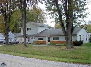 7220 Saint Clair Ave, Fair Haven, MI 48023