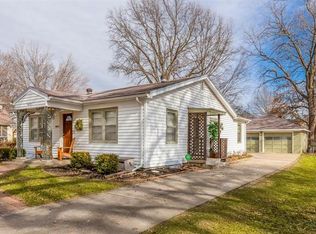 7637 Main St, Kansas City, MO 64114