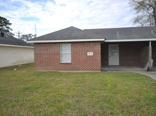 2304 Merwood St, Sulphur, LA 70663