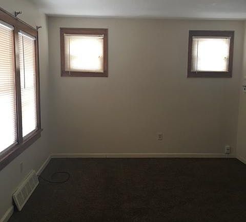 3rd image of 1729 Shaw Ave