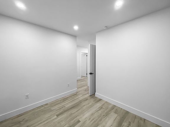3rd image of 503 W 173rd St #45