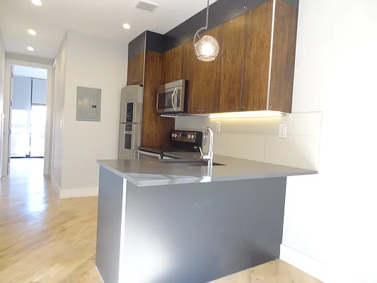 Rented by Lofts and Flats LLC | media 65