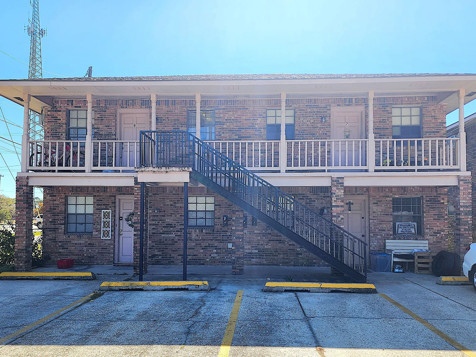 105 Fletcher Street - 8 — Photo 1