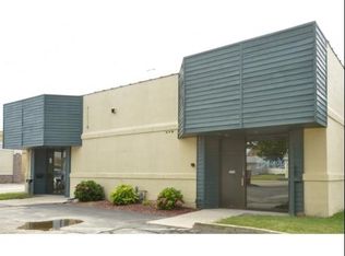 319 Pearl Ave, Oshkosh, WI 54901