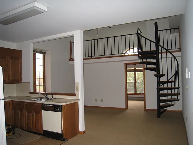 Stillman School Apartments — Photo 20