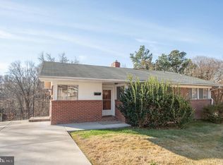 4209 Duvawn St, Alexandria, VA 22310