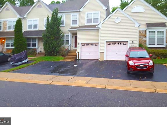 3rd image of 4302 Somerset Ln