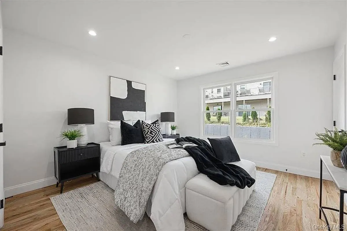 4 bed, 3500 sqft, $6,000 — Photo 4