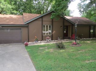 1203 E Melanie Ln, Ozark, MO 65721