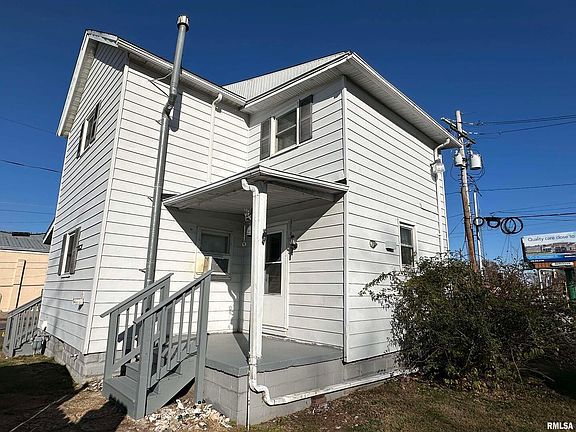4th image of 203 E Poplar St