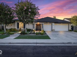11206 Draper Ct, Bakersfield, CA 93311