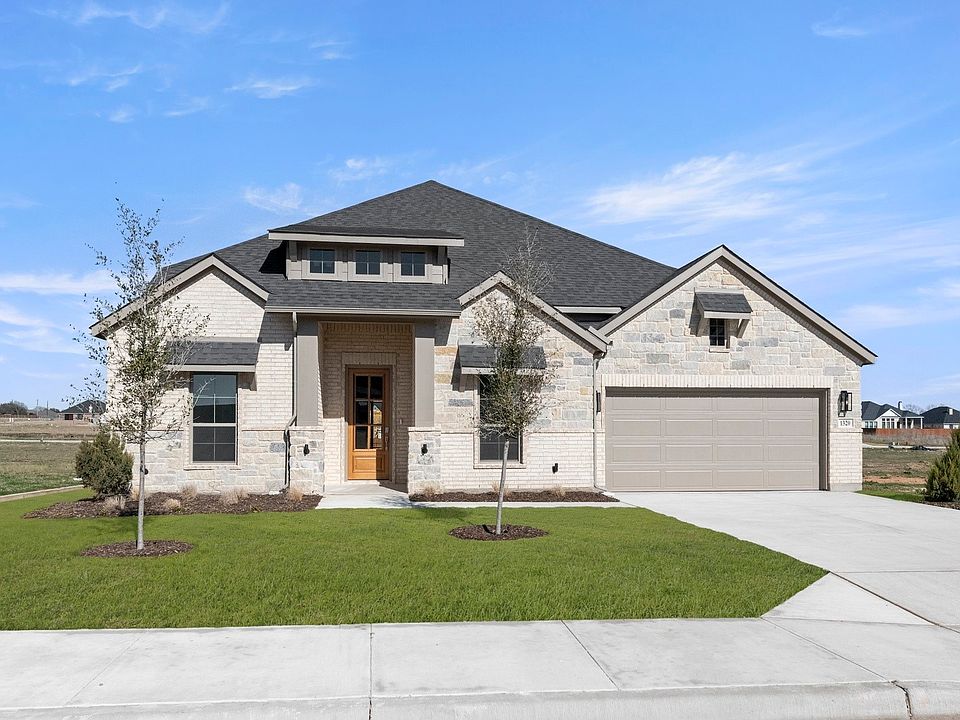 1st image of 1320 Red Rock