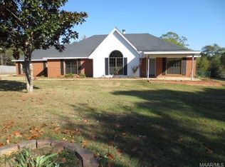 535 Myrick Rd, Deatsville, AL 36022