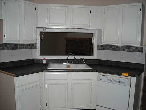4th image of 4603 Twin Pines Dr