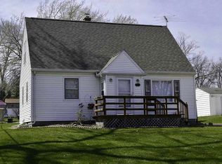 934 Oregon St, Waterloo, IA 50702