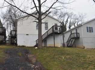 622 B St, Staunton, VA 24401