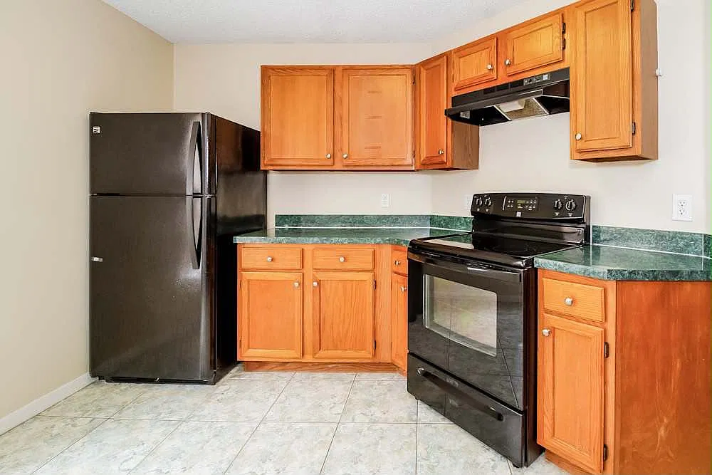 3 bed, 1549 sqft, $1,995 — Photo 4