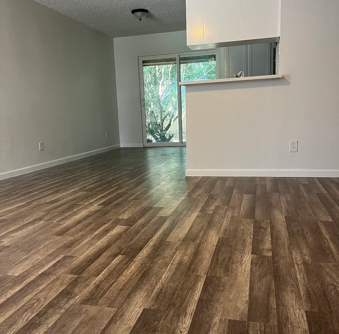 6860 South Creek Drive - 1 — Photo 1