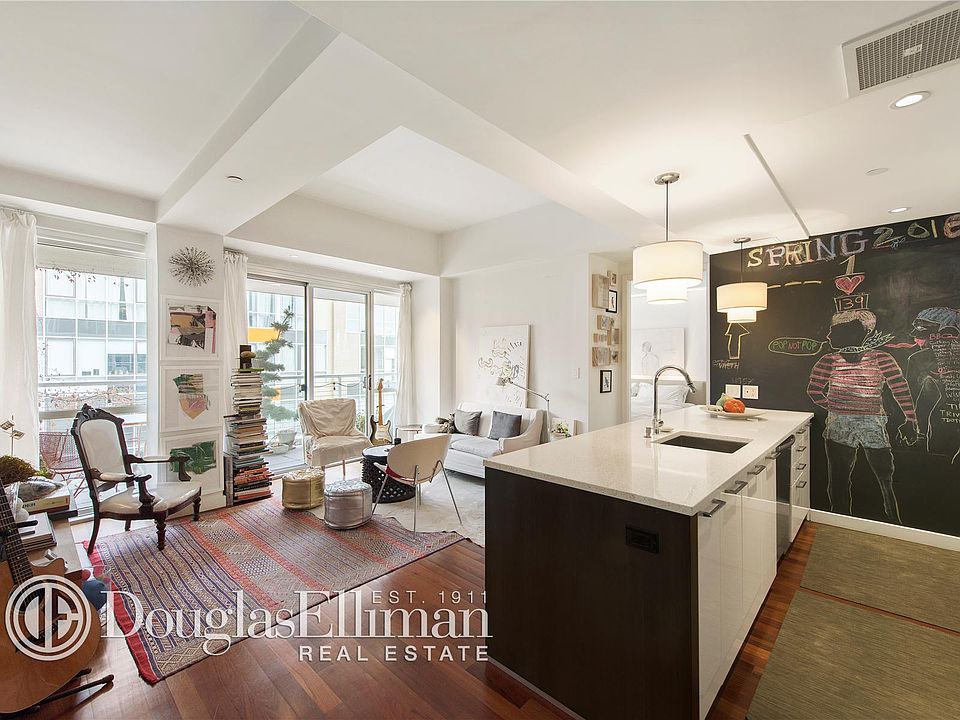 1st image of 125 N 10th St APT N4b