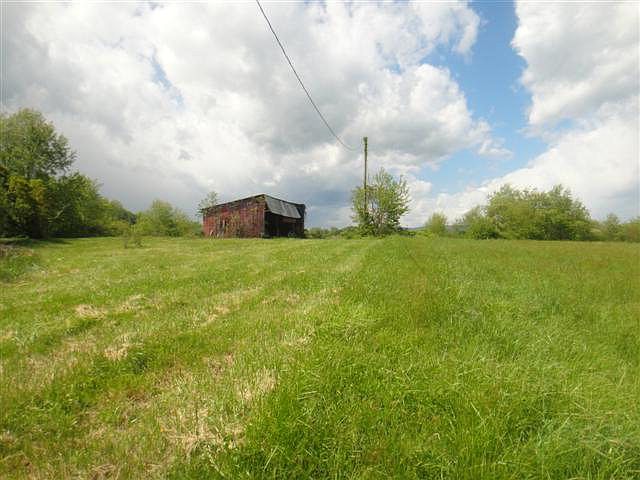 2nd image of 18429 Woodland Hills Rd
