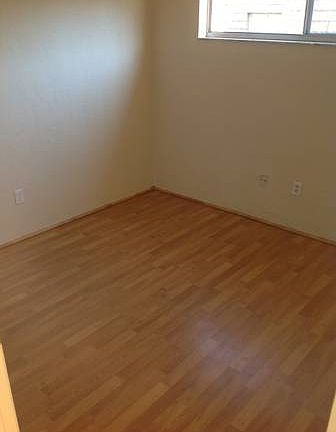 5th image of 182 Moonstone Ct