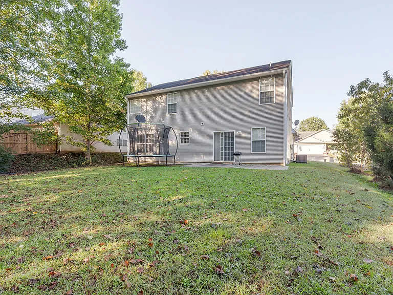 223 Stockbridge Dr — Photo 26