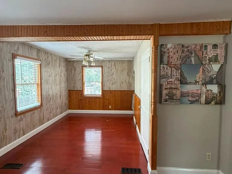 131 Summit Ave — Photo 6