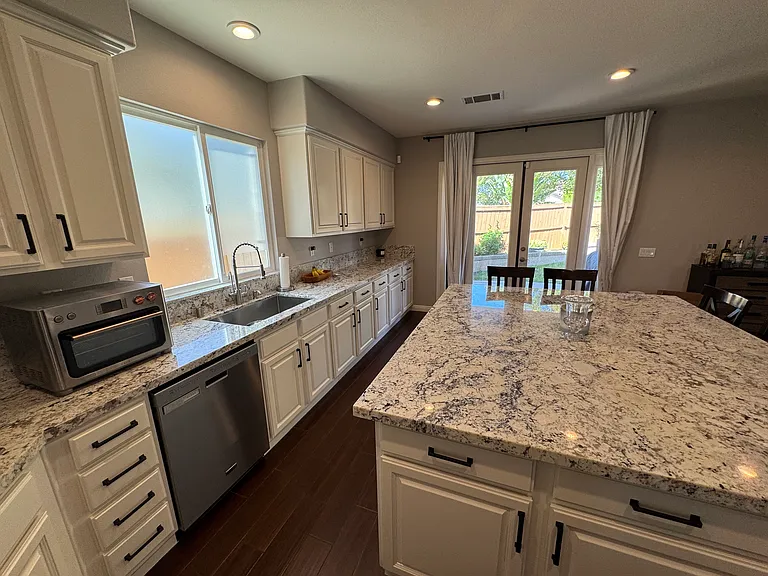 Gleneagles Dr — Photo 10