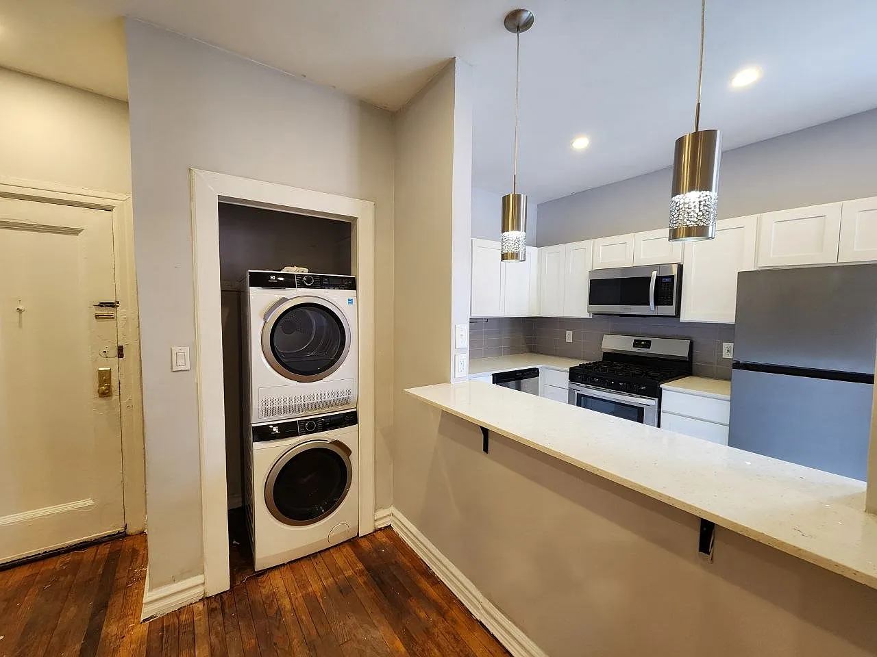 1 bed, 650 sqft, $1,695 — Photo 3