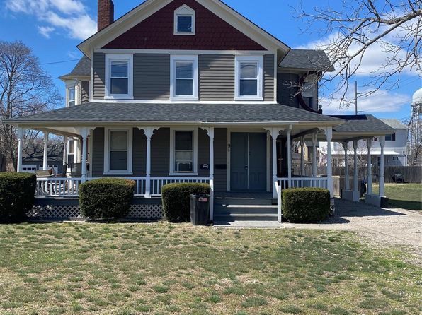 96 River Ave
