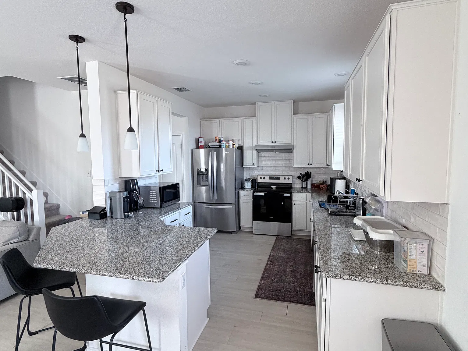 4 bed, 2.5 bath, 1900 sqft, $2,950 — Photo 3